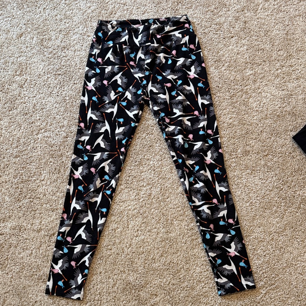 LulaRoe Stork Patterned Leggings - Rare
